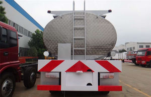 Nuevo Diseño <span class=keywords><strong>de</strong></span> Semirremolque <span class=keywords><strong>Cisterna</strong></span> para Combustible, Petróleo y Gasolina <span class=keywords><strong>de</strong></span> 42/45 cbm, 42000-45000 L, Acero <span class=keywords><strong>de</strong></span> 5 mm <span class=keywords><strong>de</strong></span> Espesor, 3 Ejes, con Frenos Webco y Capacidad <span class=keywords><strong>de</strong></span> Carga <span class=keywords><strong>de</strong></span> 45 T - Product Image 4