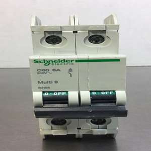 Nuovo e originale Plc 60158 MULTI 9 C60 6A 240VAC interruttore 4D PLC Controller di programmazione - Product Image 1