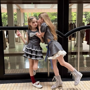 Set di Abbigliamento Estivo per Bambine 3-8 Anni, Due Pezzi Grigi: Top Senza Maniche e Vestito, Nuovo Stile - Product Image 4