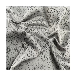 Nhà máy bán tùy chỉnh căng cực <span class=keywords><strong>Fleece</strong></span> 3 lớp TPU <span class=keywords><strong>Fleece</strong></span> 3-in-1 <span class=keywords><strong>Composite</strong></span> vỏ mềm cho áo khoác ngoài Windproof thể thao - Product Image 4