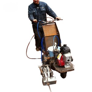 Machine de marquage routier optimisée combinant un châssis léger et une fiabilité des composants robustes - Product Image 4