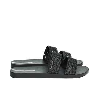 Sandales plates Ipanema pour femmes, noires, à lanières tressées - Product Image 4
