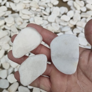 Hete Verkoop Kleurrijke Grote Platte Schilderij Rotsen Natuurlijke Rivier Rots Decoratieve Kiezelstenen Met Ontwerpen - Product Image 2