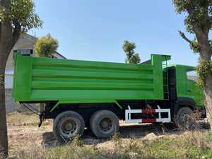 Camion à benne basculante HINO 6X4 d'occasion, camion à benne basculante HINO 6X4 - Product Image 4