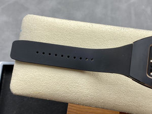 Montre mécanique en céramique avec boîtier en céramique, deux ressorts de remontoir séparés et un balancier visiblement visible - Product Image 6