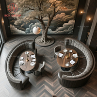 Ensemble de meubles de restaurant design moderne en velours brun incurvé et table circulaire en bois pour les cafés