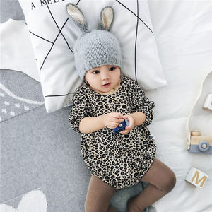 Ropero de bebé con estampado de leopardo, ropa de bebé personalizada, sábana de espuma viscoelástica lavable, vestido para niñas recién nacidas, ropa para niñas - Product Image 3