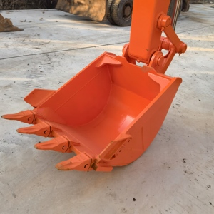 Japan Imported 6 Ton Hitachi EX 120-5 Used Excavator in Perfect Condition and Quality for Sale - Product Image 6