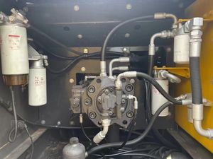 เครื่องขุดตีนตะขาบน้ำหนัก21ตัน EC210D EC210C EC210B มือสองจากจีน - Product Image 4