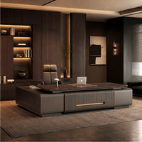 Bureau de direction avec plateau laqué haut de gamme pour espaces de travail modernes et solutions de mobilier de bureau tout-en-un