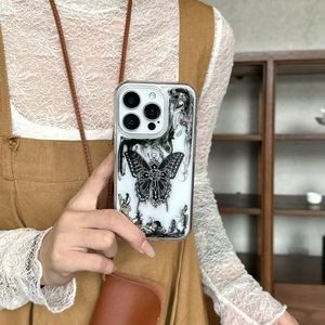 NUOVA Custodia per Telefono di Lusso Stile Punk Gotico con Farfalla e Croce per <span class=keywords><strong>iPhone</strong></span> 16 <span class=keywords><strong>Pro</strong></span> <span class=keywords><strong>Max</strong></span> 15 14 13 12 <span class=keywords><strong>11</strong></span>, <span class=keywords><strong>Cover</strong></span> <span class=keywords><strong>Nera</strong></span> in Resina Epossidica Effetto Acquerello - Product Image 4