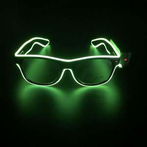 Décorations de ballons amusantes pour fêtes en extérieur, en forme de cœur LED sans fil, de haute qualité, uniques, de style luxueux, en matériau ABS, personnalisables - Product Image 3