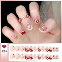 Groothandel Herbruikbare Zomerhars Hart Fruit Charm Design Korte Opzetnagels voor Valentijnsdag