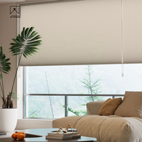 Stores alvéolaires électriques intelligents à télécommande pour balcon, occultants et écoénergétiques, offrant une intimité optimale