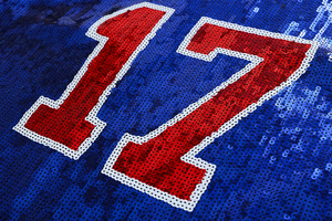 Venta al por mayor personalizado azul búfalo 17 borlas lentejuelas Jersey personalizado juego día flecos lentejuelas Tops - Product Image 3