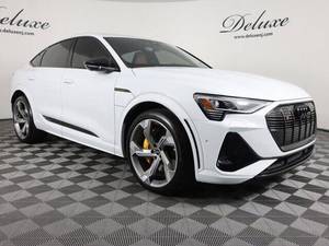 E-tron S Sportback AWD 4dr Automático Usado en Buen Estado, Volante a la Izquierda, R18, ACC, Asientos de Cuero - Product Image 6