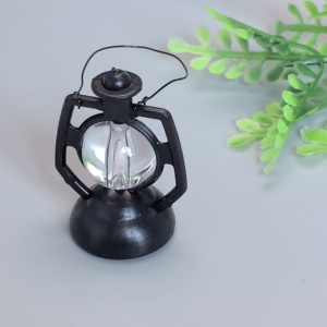Mini Lámpara de Queroseno Negra de 35 mm de Alto, Linterna en Miniatura, Accesorios de Decoración para Casa de Muñecas, Escala 1:12 - Product Image 2