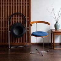 Chaise de salle à manger pliante moderne avec structure en bois massif et pieds en métal - Durable et écologique pour la maison, l'hôtel, la chambre à coucher