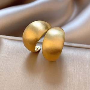 2025ใหม่ตุ้มหูเม็ดเดี่ยวสีฝ้าสไตล์ยุโรปอเมริกันย้อนยุคหรูหราเครื่องประดับแฟชั่นหรูหราเข้าชุดได้กับทุกชุด - Product Image 6