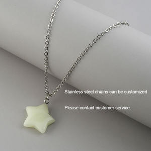 Collar <span class=keywords><strong>de</strong></span> Moda para Niños con Colgante <span class=keywords><strong>de</strong></span> Corazón Luminoso en Forma <span class=keywords><strong>de</strong></span> Gota <span class=keywords><strong>de</strong></span> Agua y Estrella que Brilla en la Oscuridad - Product Image 4