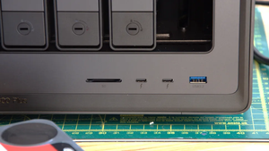 Almacenamiento NAS DXP8800 Plus I5 de 10 Núcleos y 8 Bahías con Interfaz USB, Disponible en Stock, Almacenamiento de Cuatro Núcleos DXP8800 Plus - Product Image 5