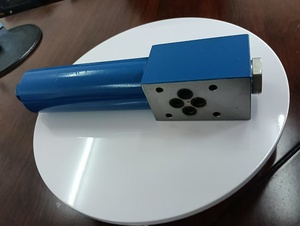 Amortiguador Delantero para Auto 56110-9Z425, Gran Descuento, Nuevo, Suspensión Trasera para VAN, Rendimiento Estable - Product Image 2