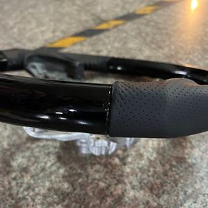 <span class=keywords><strong>ขาย</strong></span>ร้อน 15 นิ้วสไตล์กีฬาหนังพวงมาลัยโตโยต้ารุ่น Estima Prius Corolla Fortuner มงกุฎหนึ่งAvanzaที่กําหนดเองสีขาว - Product Image 6