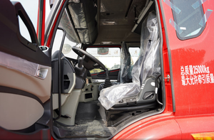 รถบรรทุกหัวลาก SINOTRUCK HOWO 6x4 สำหรับงานหนัก - Product Image 6