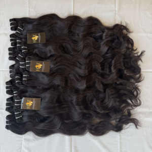 Bundles de cheveux bouclés crépus de vison brut brésilien Armure de cheveux humains indiens noirs naturels avec des styles Deepwave et bouclés Super Wave - Product Image 1