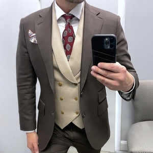 بدلة مصممة خصيصًا من 3 قطع بدلة زواج أوم زيدو بدلة عريس زفاف للرجال + بنطال + صدرية - Product Image 1