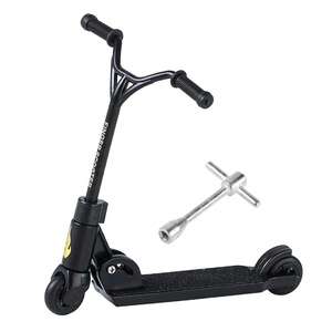 <span class=keywords><strong>Mini</strong></span>-<span class=keywords><strong>trottinette</strong></span> à <span class=keywords><strong>doigts</strong></span> créative <span class=keywords><strong>pour</strong></span> enfants, jouet anti-stress de bureau, best-seller - Product Image 4