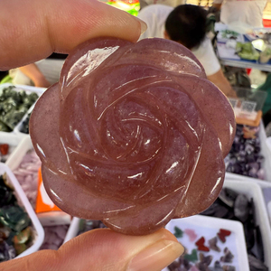 Ornement sculpté en quartz fraise naturel, fleur de rose polie, cristal de guérison, décoration de bureau, pierre énergétique Reiki Chakra, Valenti - Product Image 2