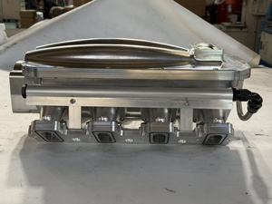 Collecteur d'admission CNC en aluminium LS1, corps de papillon de 105 mm avec kit de rail d'alimentation - Product Image 2