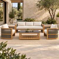 Ensemble de canapés de patio en aluminium finition teck de luxe avec table basse pour villa, hôtel et complexe hôtelier