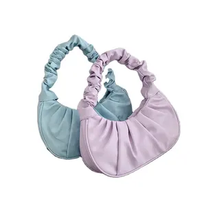 Bolso plegable en forma de nube para mujer, bolsa de hombro sencilla en color puro, versión coreana, 2023