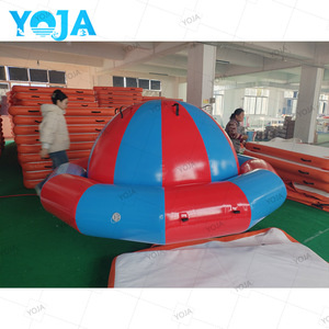 YOJA Dôme Gonflable Rocker Bouncer 8,2 pieds de diamètre, Flotteur UFO d'été en PVC de 0,7 mm d'épaisseur, Certifié CE, <span class=keywords><strong>Jeu</strong></span> aquatique Spinner/Saturn - Product Image 3