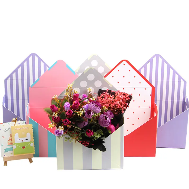 Valentijnsdag Custom Kleur Logo Recyclebaar Karton Envelop Stijl Geschenkverpakking Kraftpapier Envelop Bloembak