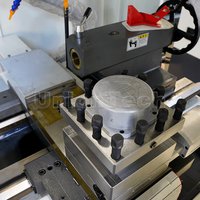 Hoge Kwaliteit Hobbybank Ijzeren Gat Cnc Draaibank Draaibank Draaicentrum Met Originele Controller