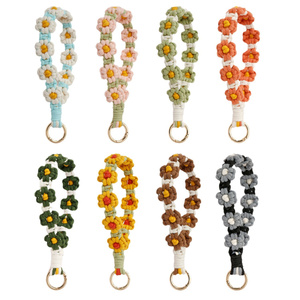 <span class=keywords><strong>Porte</strong></span>-clés en silicone fait main style bohème macramé avec motif panda anime, dragonne, design mignon, durable, écologique, pour femme - Product Image 4