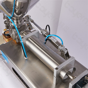 Machine de remplissage semi-automatique pneumatique pour liquides et pâtes (crème, sauce aux haricots, confiture, pâte de tomate, miel, beurre de cacahuète) en bouteilles - Product Image 4