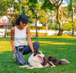 Free sample Dog Treat <b>Puppy</b> Training Pouch Dog Walking Snack Container Best Hiking Toys <b>Pack</b> Dispenser Carries Dog Treat Pouch - Product Image 2