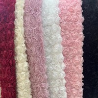 Tissu tricoté non tissé enduit de PVC, à trame, avec bordure en dentelle crochetée brodée de grandes roses 3D respirantes, haut de gamme, directement de l'usine