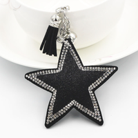 Pendentif en forme d'ours noir orné de strass avec pompons, ornement scintillant de haute qualité pour sacs et cadeaux