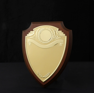 <span class=keywords><strong>Placa</strong></span> de Certificado de Madera con Forma de Escudo, Ecológica, con Grabado e Impresión UV Personalizada, con <span class=keywords><strong>Placa</strong></span> Dorada o Plateada - Product Image 2
