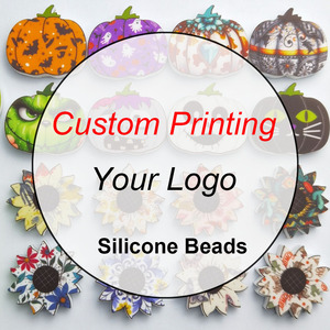 Perles en vrac en silicone et PVC personnalisées avec photo, à faible MOQ, pour stylos – Créez vos propres designs imprimés sur mesure - Product Image 1