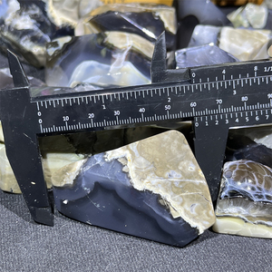 Commercio all'ingrosso di cristallo di pietra naturale artigianato di alta qualità fluorescenza agata forma libera per la decorazione della casa - Product Image 4