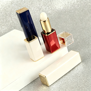 Baume à lèvres carré OEM ODM sous marque privée, logo personnalisé, hydratant et nourrissant, tube de rouge à lèvres, cosmétiques pour les lèvres, usine - Product Image 2