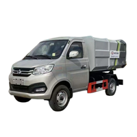 Camion benne latérale diesel Euro 6 5 m³ 4x2 léger à chargement automatique pour la collecte des déchets municipaux et résidentiels