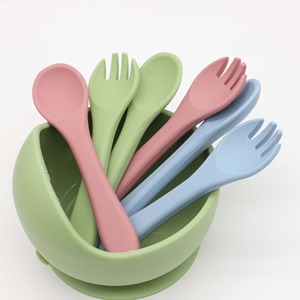 Juego de Cuchara y Tenedor de Silicona Ecológicos para Bebés, Libres de BPA, Reutilizables, Portátiles, para Niños Pequeños, Vajilla Infantil - Product Image 1
