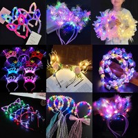 Serre-tête lumineux en peluche à LED avec paillettes - Bandeau lumineux oreilles de lapin/fleur/cœur pour fête, festival, cosplay, concert et Halloween